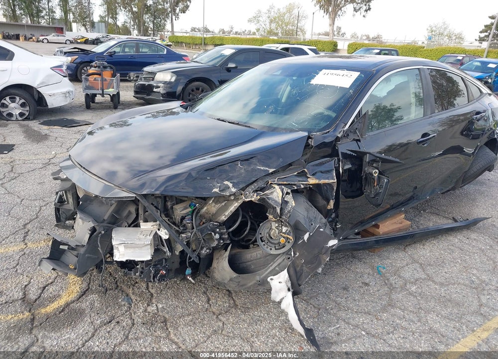 2019 HONDA CIVIC LX VIN: 2HGFC2F6XKH572752