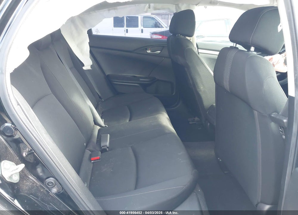 2019 HONDA CIVIC LX VIN: 2HGFC2F6XKH572752