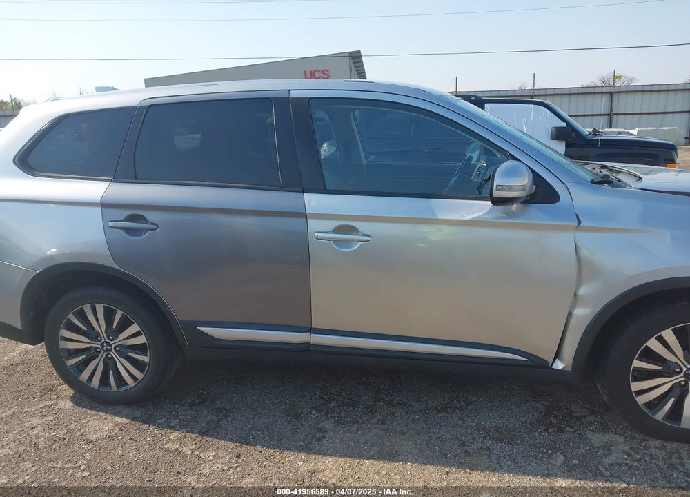 2019 MITSUBISHI OUTLANDER SE VIN: JA4AD3A3XKZ033759