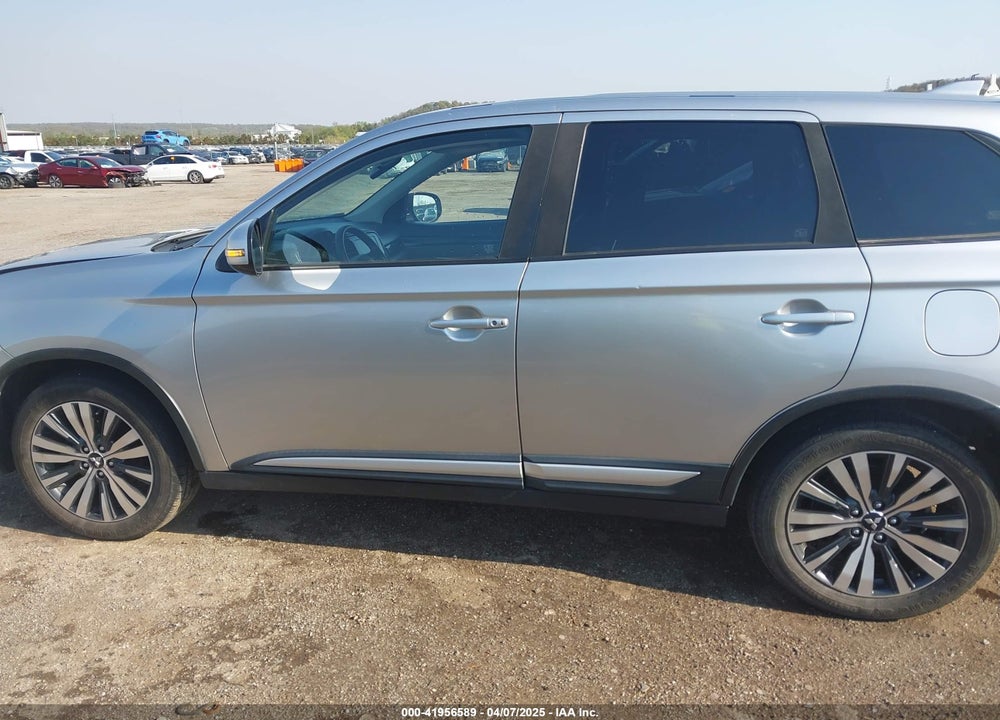 2019 MITSUBISHI OUTLANDER SE VIN: JA4AD3A3XKZ033759