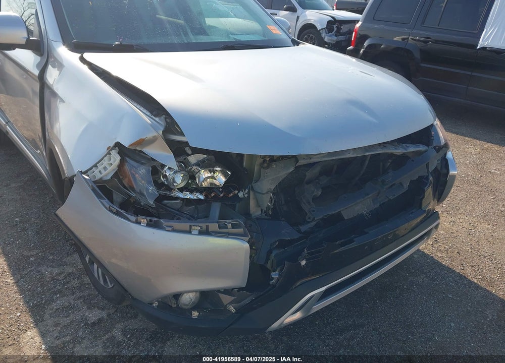 2019 MITSUBISHI OUTLANDER SE VIN: JA4AD3A3XKZ033759