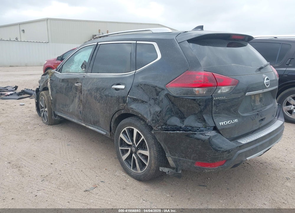 2018 NISSAN ROGUE VIN: JN8AT2MT9JW451992