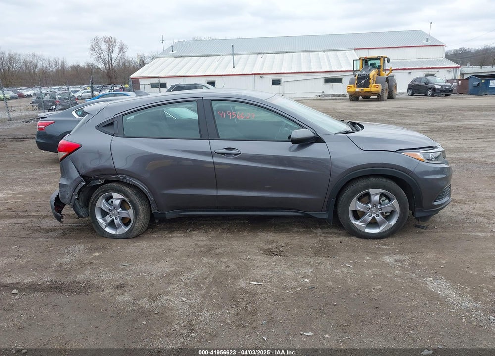 2019 HONDA HR-V LX VIN: 3CZRU6H31KG735060