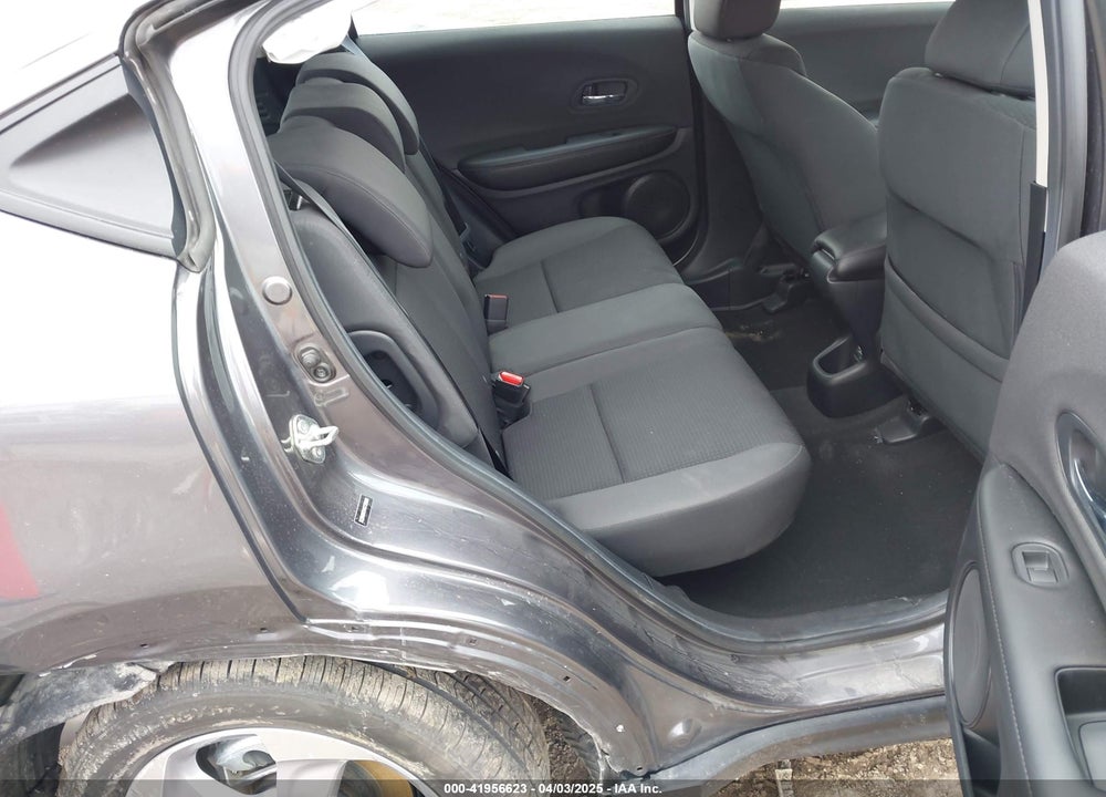 2019 HONDA HR-V LX VIN: 3CZRU6H31KG735060