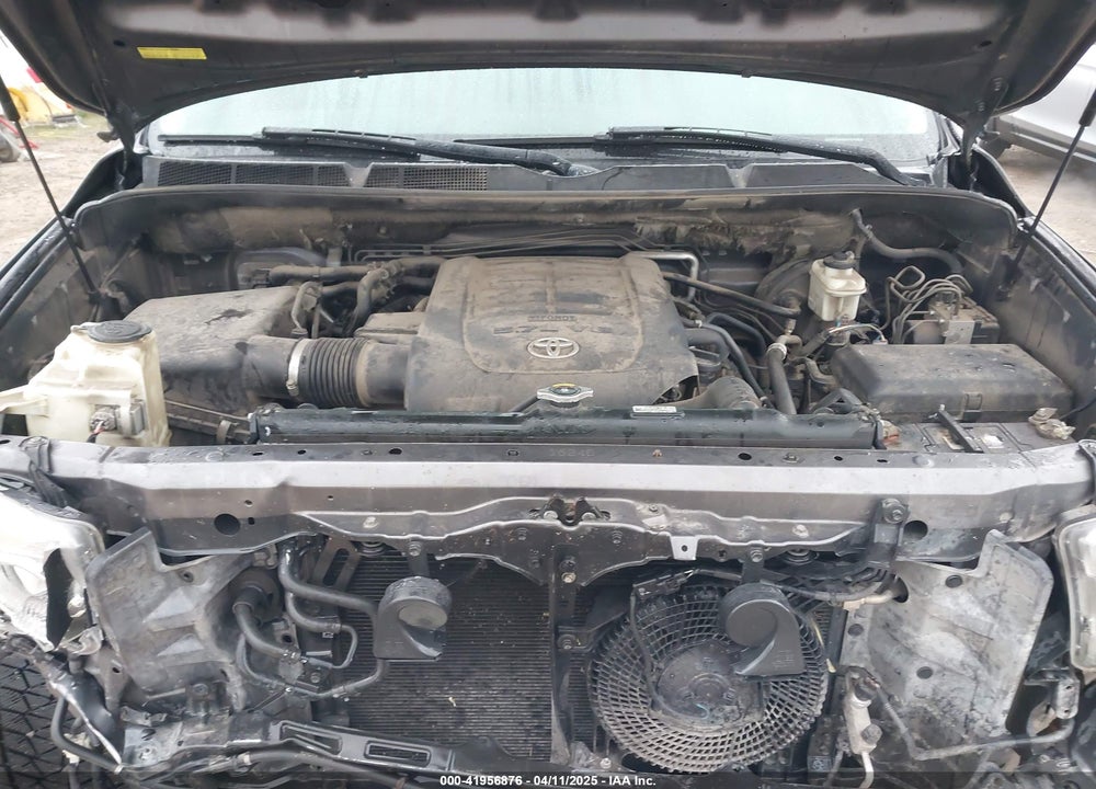 2011 TOYOTA SEQUOIA LIMITED 5.7L V8 VIN: 5TDJY5G15BS040275