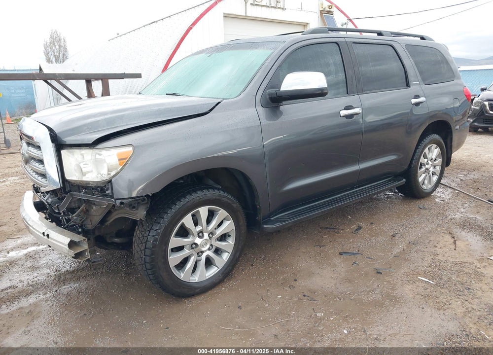 2011 TOYOTA SEQUOIA LIMITED 5.7L V8 VIN: 5TDJY5G15BS040275