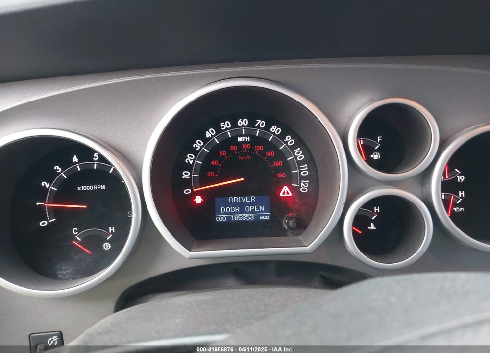 2011 TOYOTA SEQUOIA LIMITED 5.7L V8 VIN: 5TDJY5G15BS040275