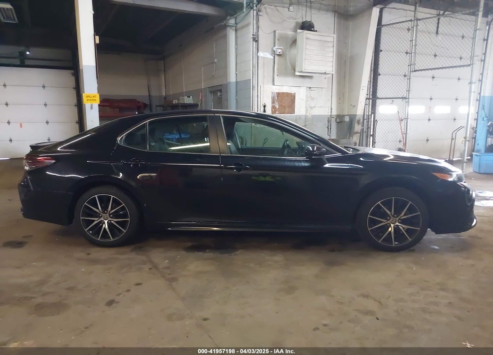 2021 TOYOTA CAMRY VIN: 4T1G11AK0MU491116