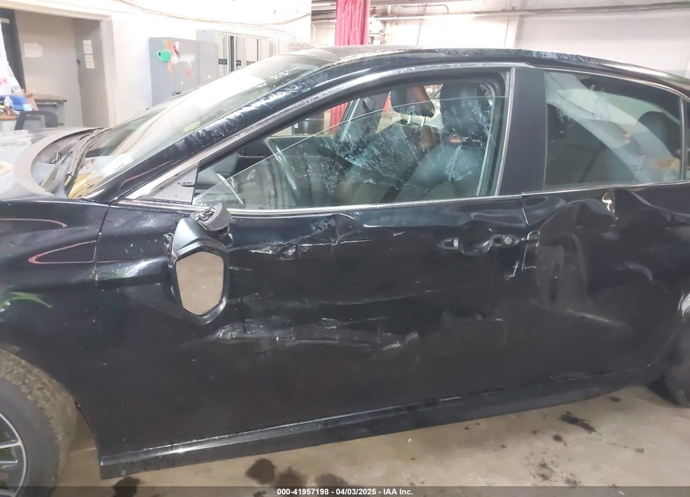 2021 TOYOTA CAMRY VIN: 4T1G11AK0MU491116