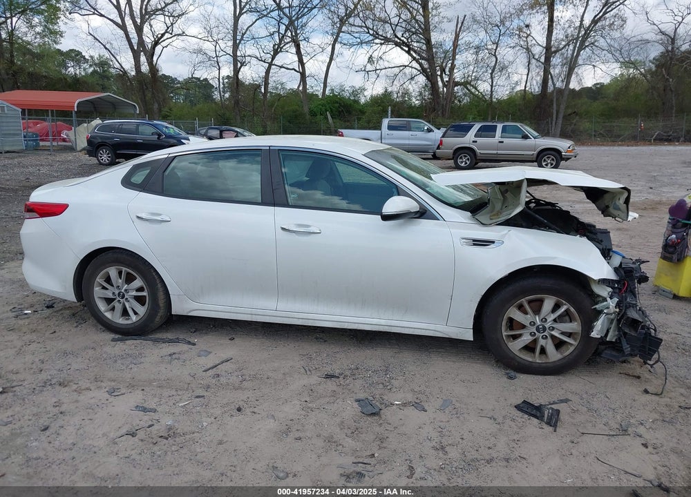 2016 KIA OPTIMA VIN: KNAGT4L37G5118740