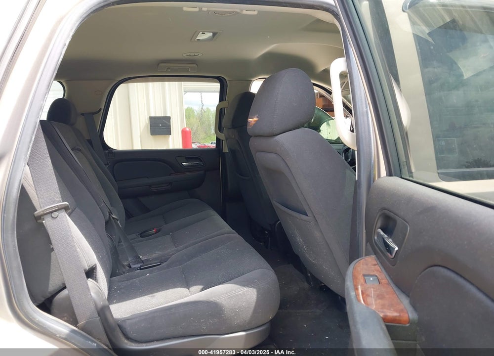 2007 CHEVROLET TAHOE VIN: 1GNFC13J57R283679