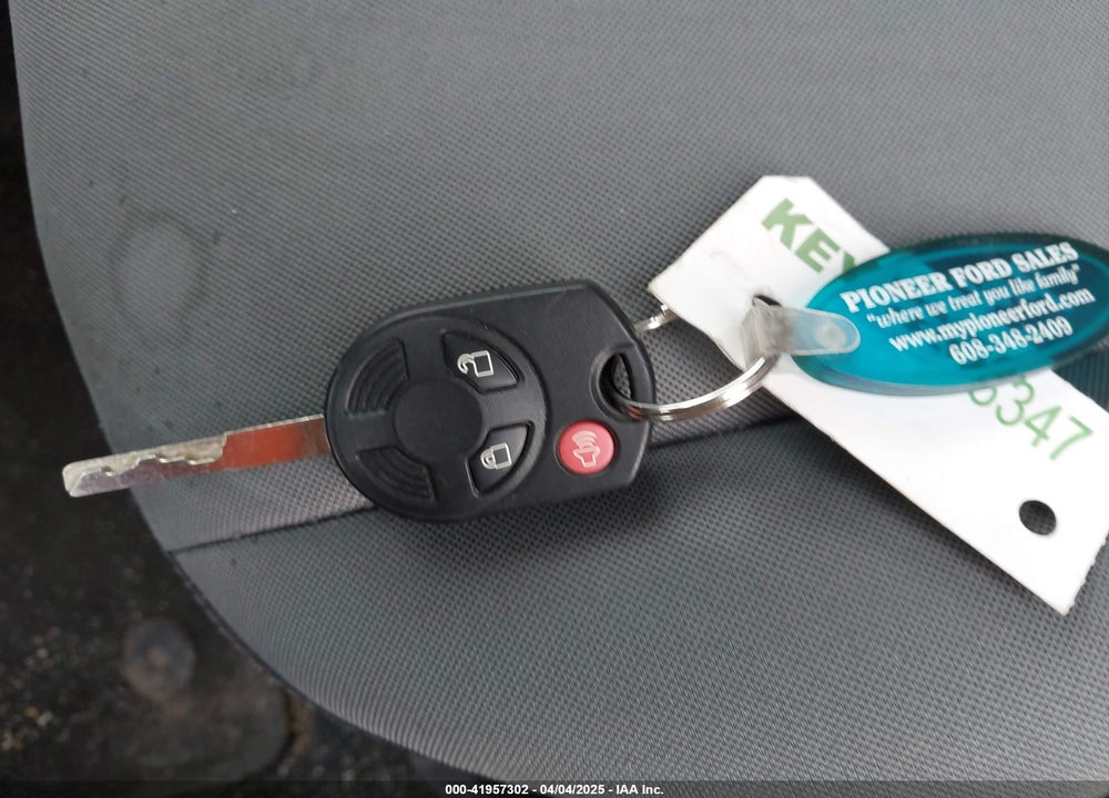 2016 FORD ESCAPE SE VIN: 1FMCU9G93GUB44814