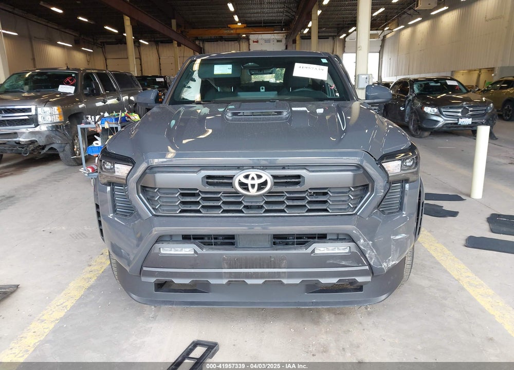 2024 TOYOTA TACOMA TRD SPORT 4WD VIN: 3TMLB5JN8RM017041