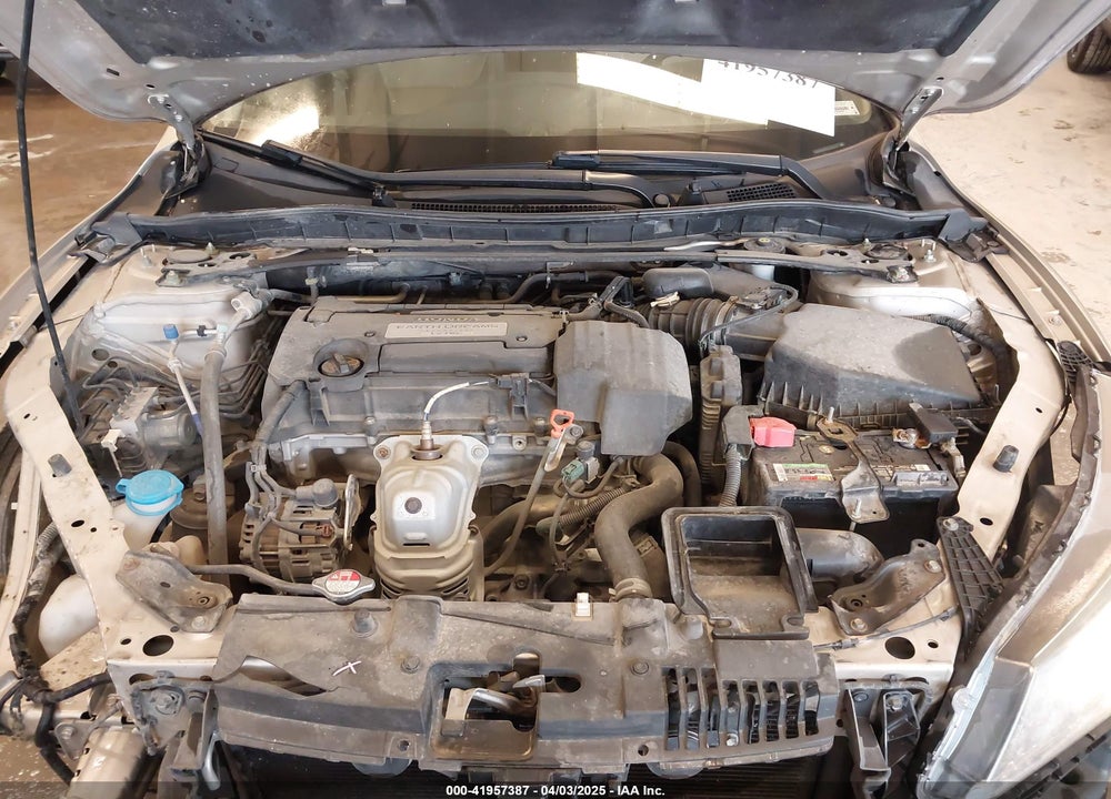 2013 HONDA ACCORD VIN: 1HGCR2F8XDA073518