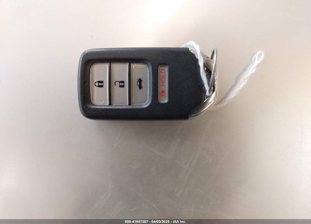 2013 HONDA ACCORD VIN: 1HGCR2F8XDA073518