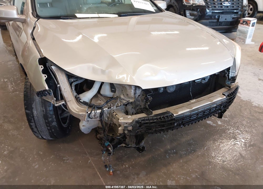 2013 HONDA ACCORD VIN: 1HGCR2F8XDA073518