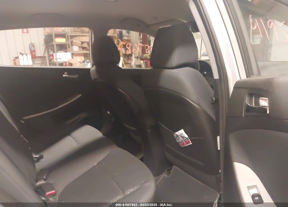 2013 HYUNDAI ACCENT VIN: KMHCU5AE9DU061639