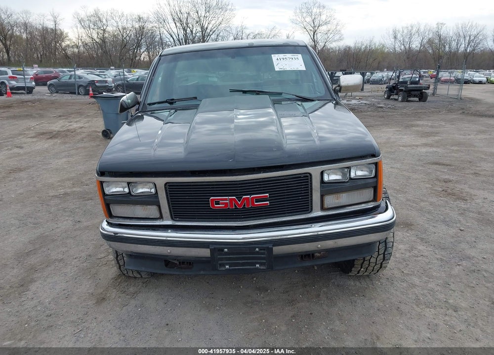 1988 GMC GMT-400 K1500 VIN: 1GTDK14K7JZ536955