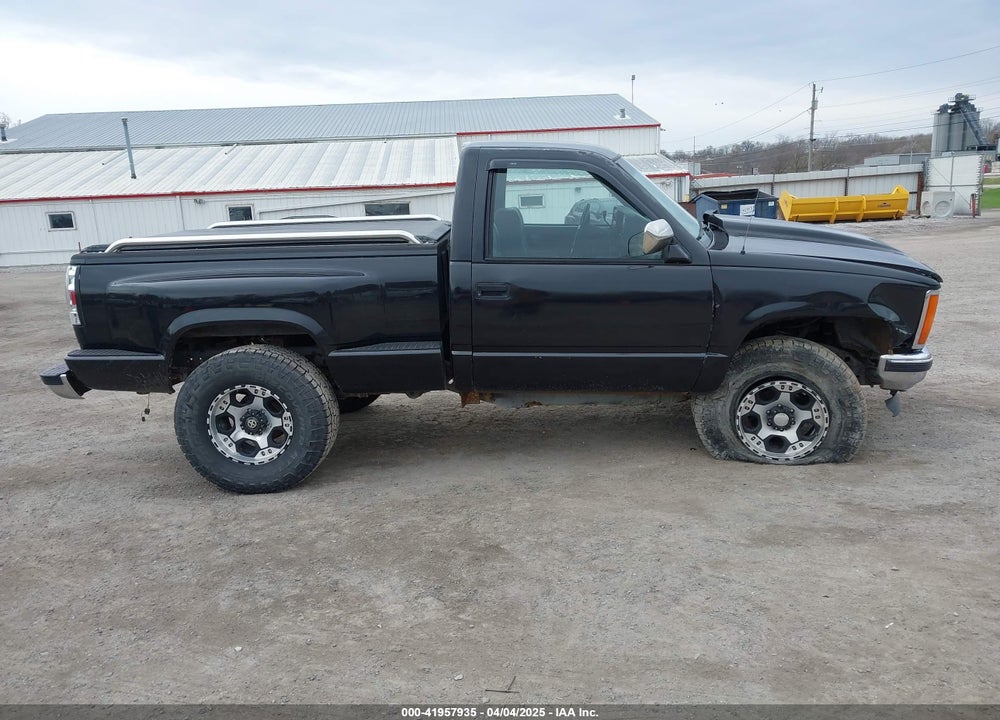 1988 GMC GMT-400 K1500 VIN: 1GTDK14K7JZ536955