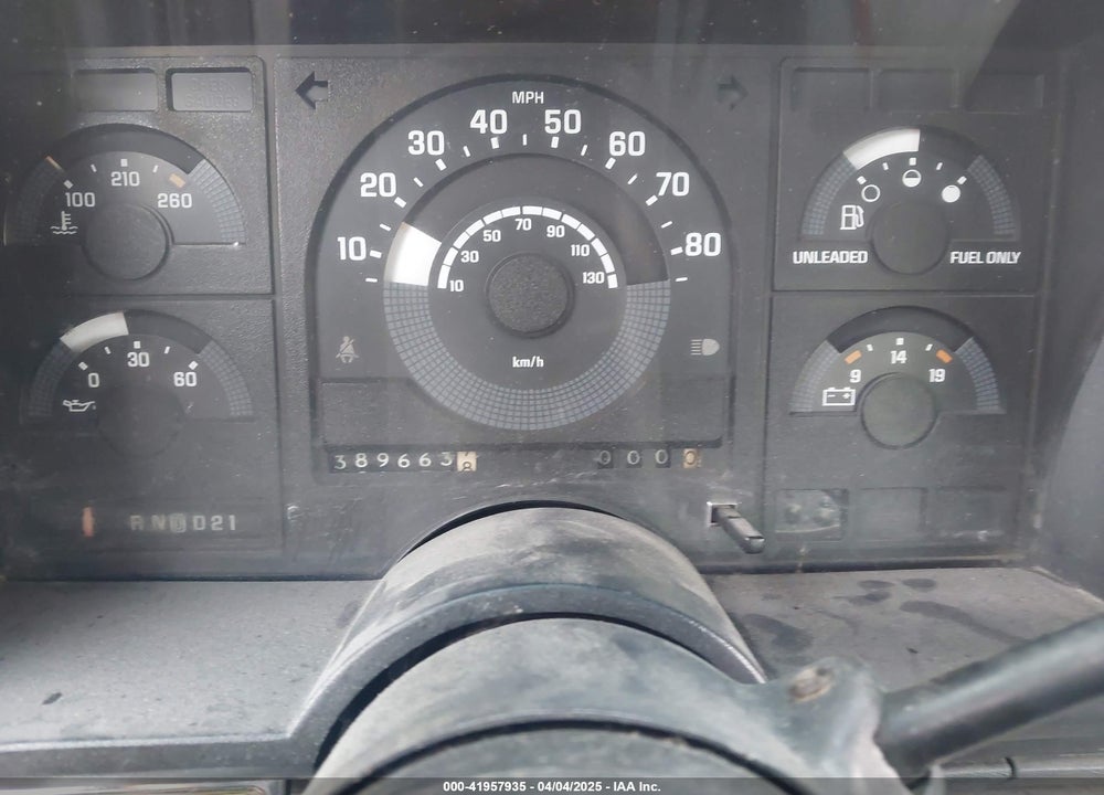 1988 GMC GMT-400 K1500 VIN: 1GTDK14K7JZ536955