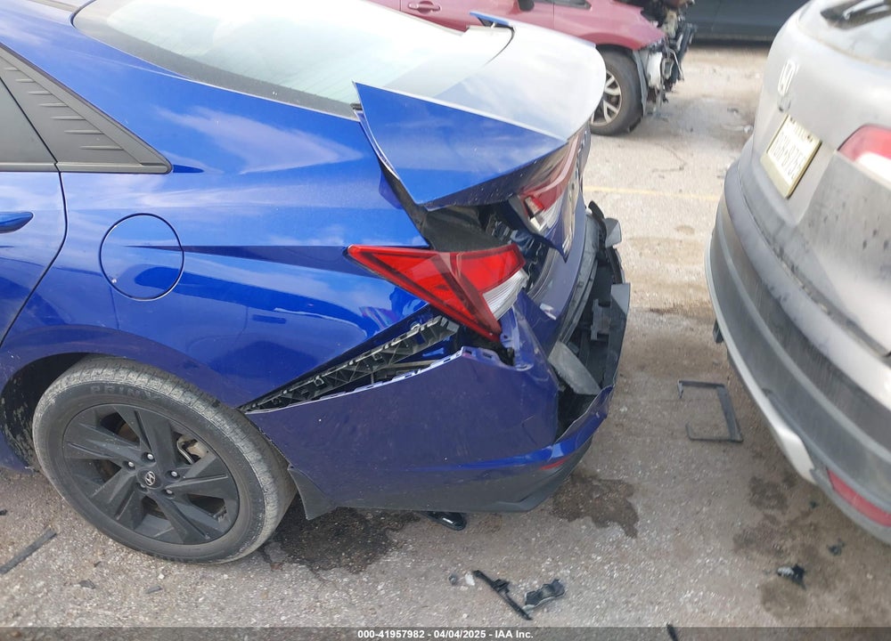 2023 HYUNDAI ELANTRA SEL VIN: KMHLM4AG0PU455904