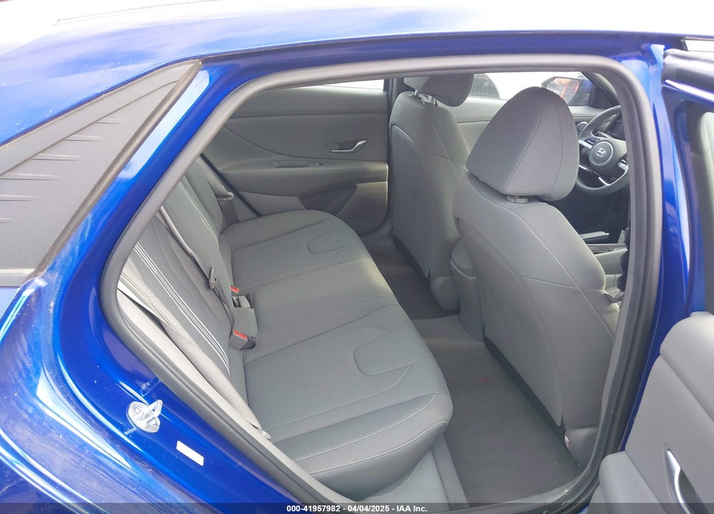 2023 HYUNDAI ELANTRA SEL VIN: KMHLM4AG0PU455904