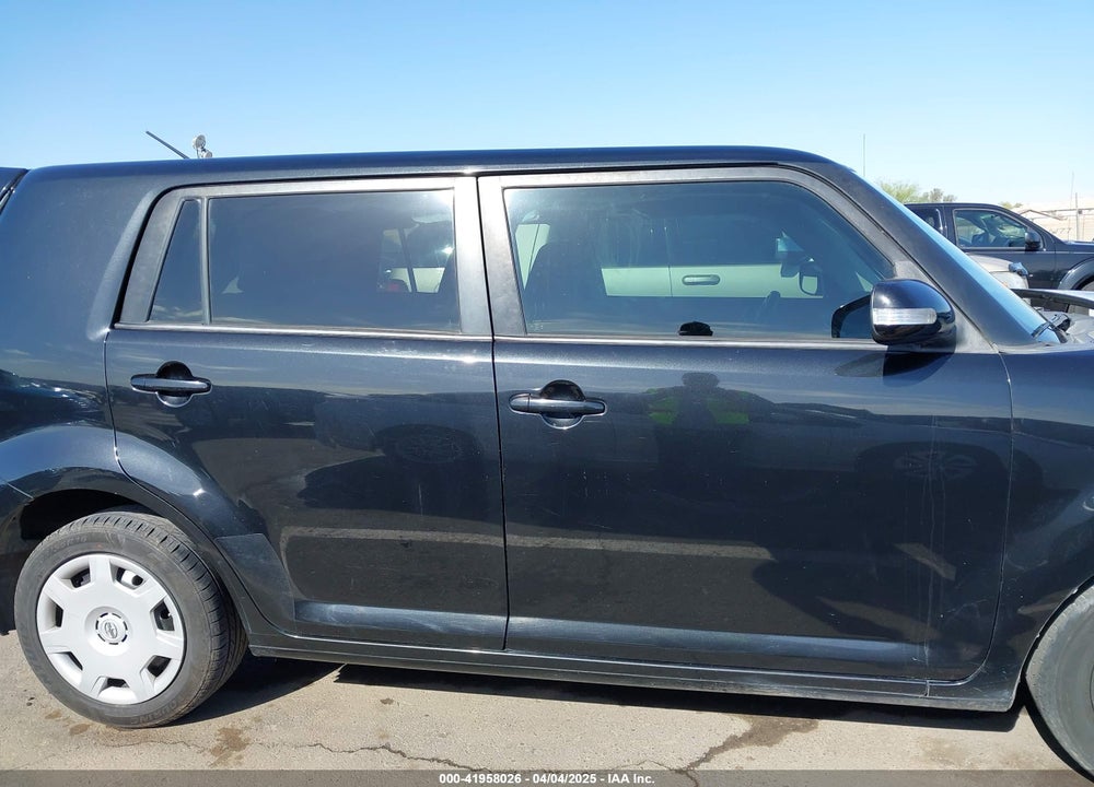 2014 SCION XB VIN: JTLZE4FEXEJ054849