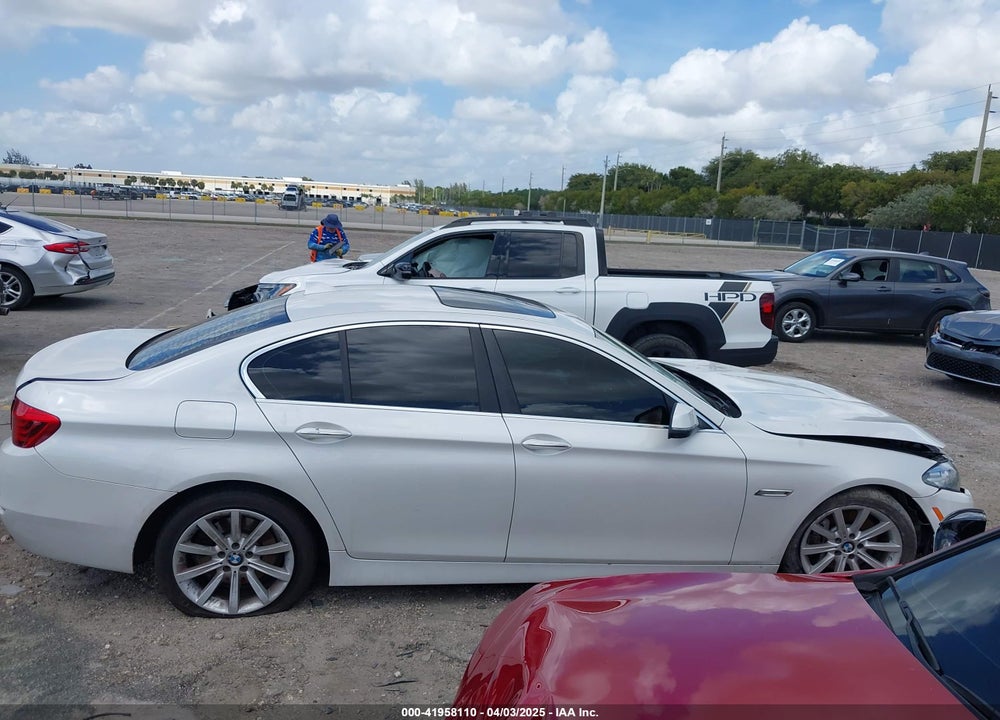 2014 BMW 5 SERIES VIN: WBA5B3C59ED533891