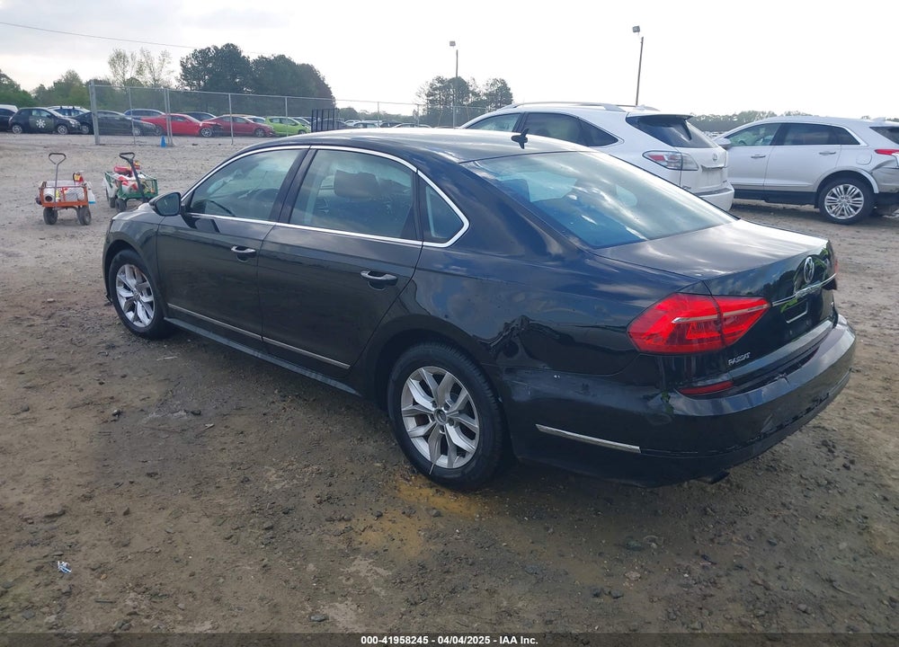 2016 VOLKSWAGEN PASSAT 1.8T S VIN: 1VWAT7A33GC002554