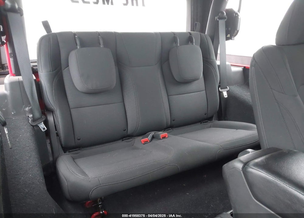 2020 JEEP WRANGLER SPORT 4X4 VIN: 1C4GJXAG8LW266464