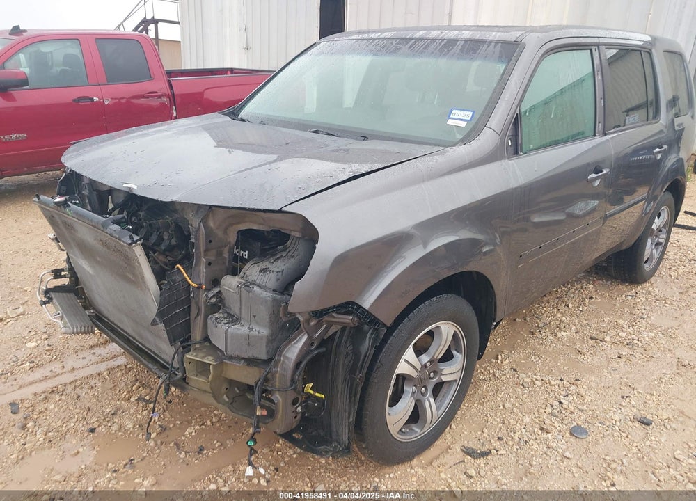 2015 HONDA PILOT VIN: 5FNYF4H39FB055130
