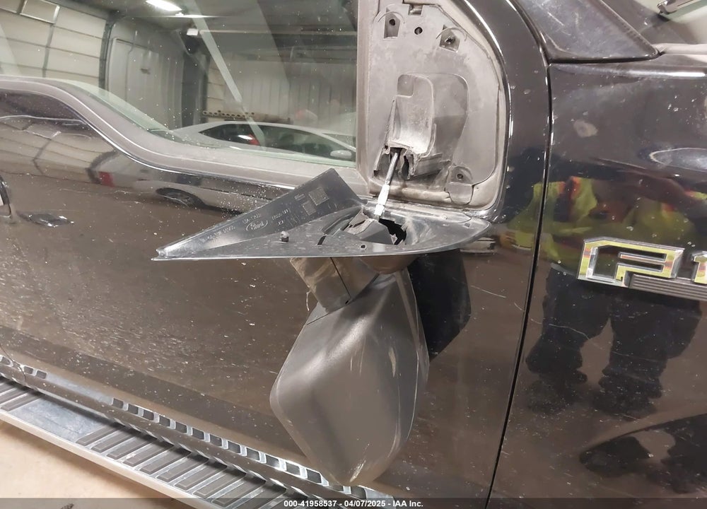 2019 FORD F-150 XLT VIN: 1FTFW1E54KFD03768