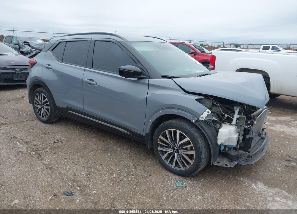2021 NISSAN KICKS SR XTRONIC CVT VIN: 3N1CP5DV8ML475080