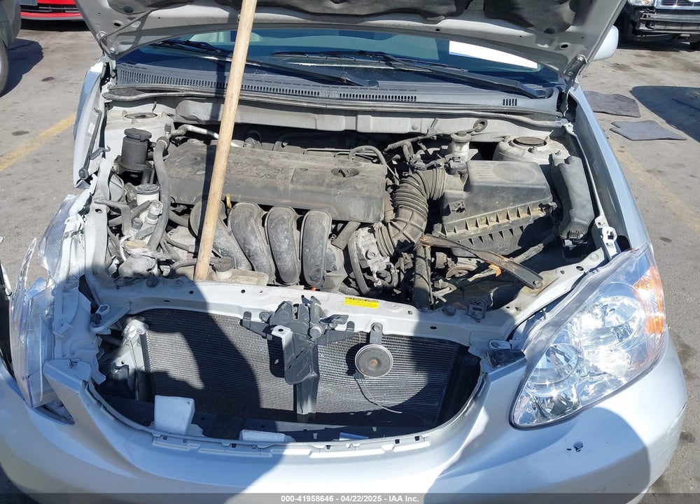 2005 TOYOTA COROLLA LE VIN: 1NXBR32EX5Z425665