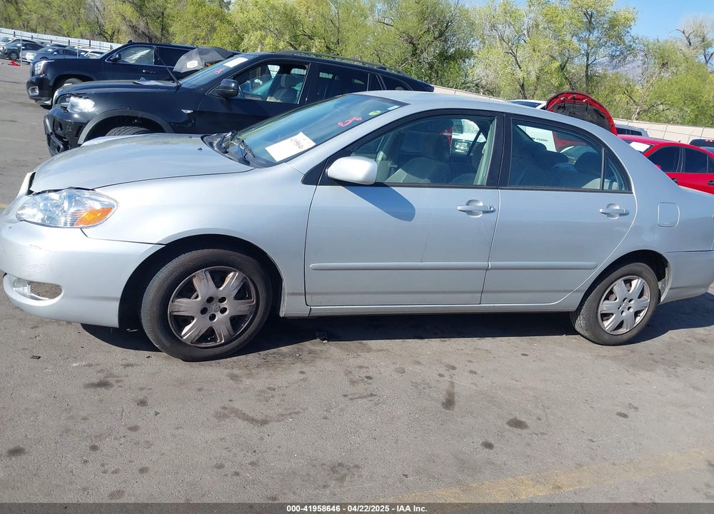 2005 TOYOTA COROLLA LE VIN: 1NXBR32EX5Z425665