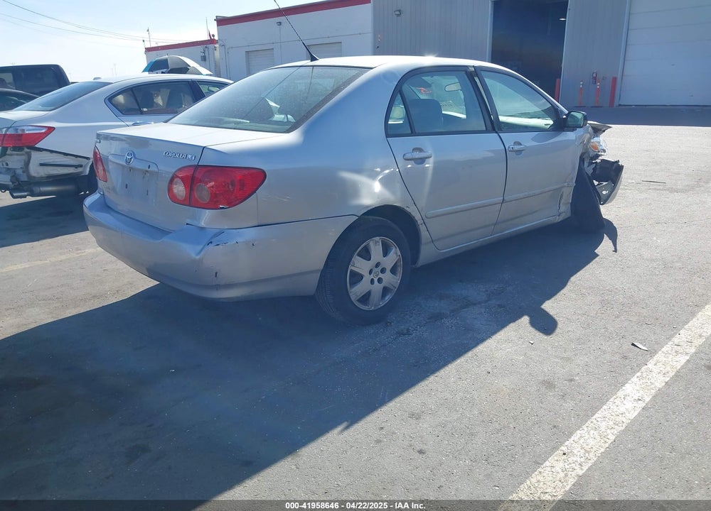 2005 TOYOTA COROLLA LE VIN: 1NXBR32EX5Z425665