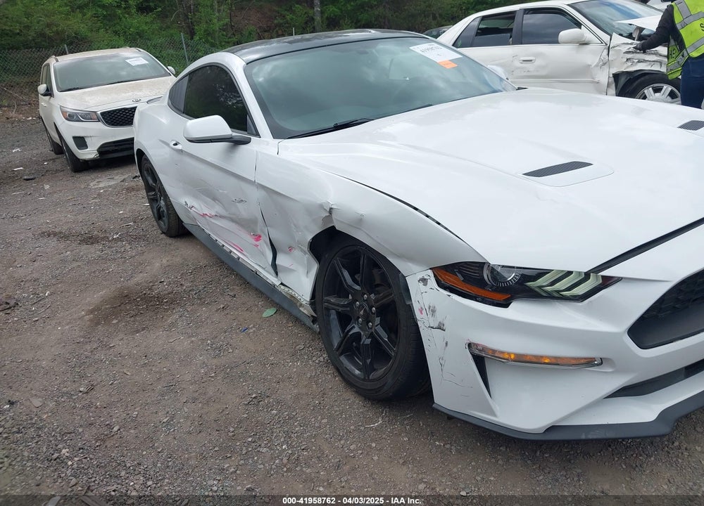 2018 FORD MUSTANG ECOBOOST VIN: 1FA6P8TH1J5137867