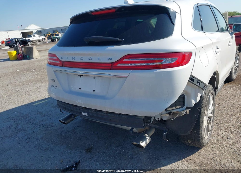 2019 LINCOLN MKC STANDARD VIN: 5LMCJ1C92KUL35937