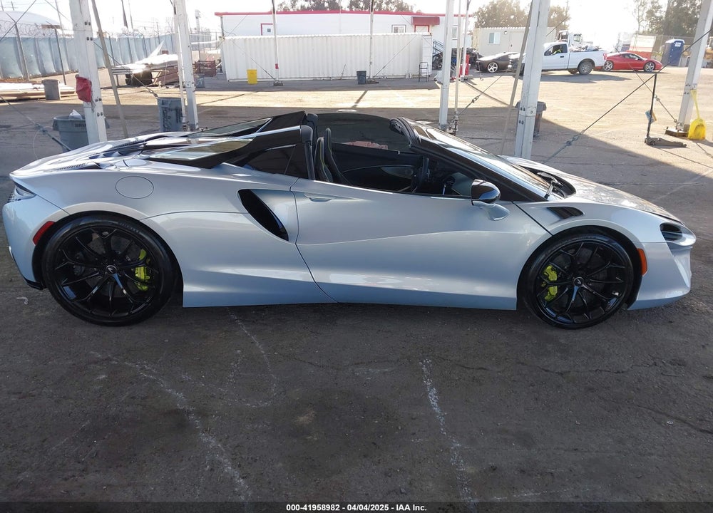 2025 MCLAREN ARTURA PERFORMANCE/TECHLUX/VISION VIN: SBM16BEA6SW003220