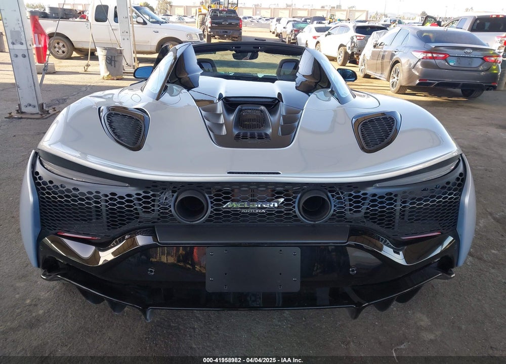 2025 MCLAREN ARTURA PERFORMANCE/TECHLUX/VISION VIN: SBM16BEA6SW003220