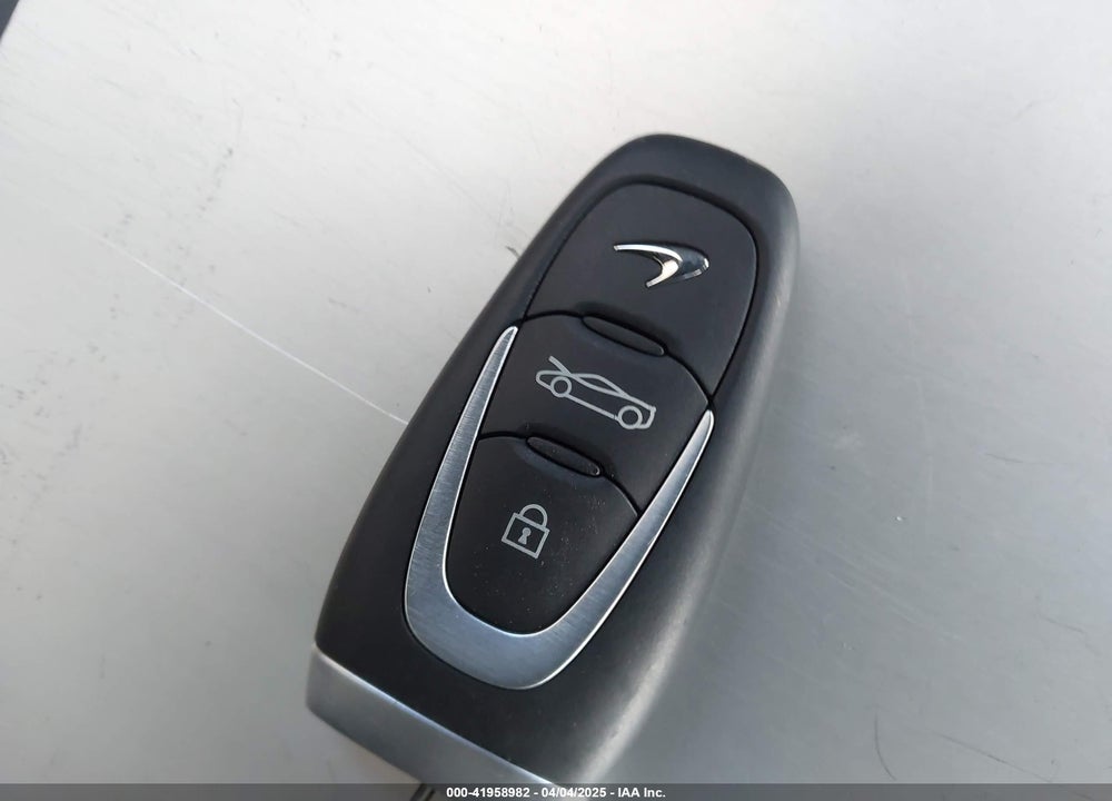 2025 MCLAREN ARTURA PERFORMANCE/TECHLUX/VISION VIN: SBM16BEA6SW003220