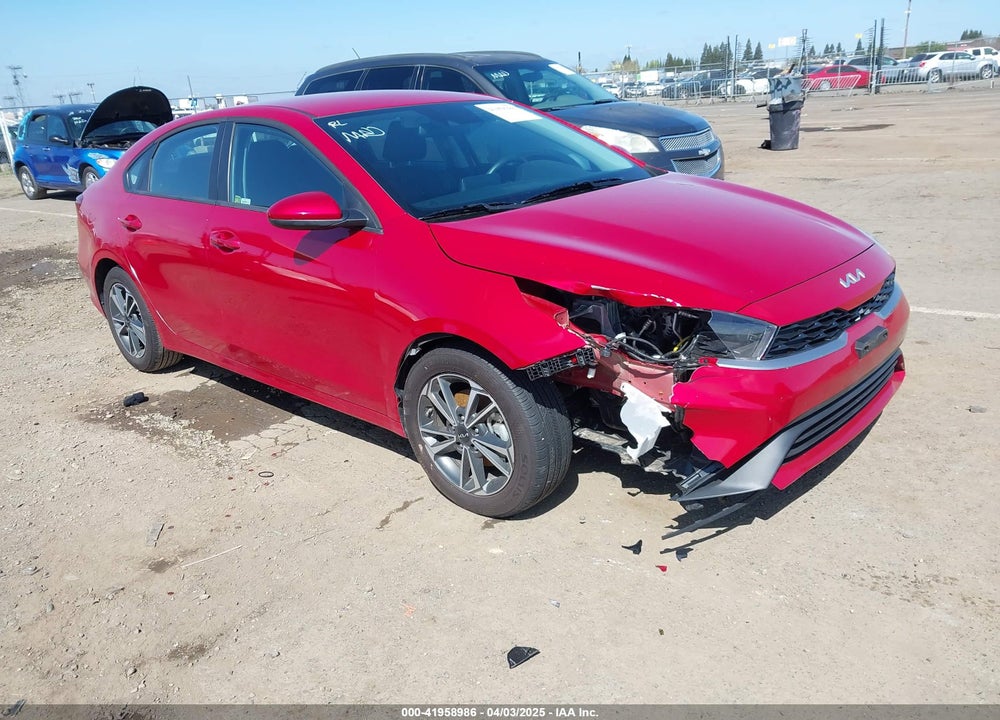 2024 KIA FORTE LXS VIN: 3KPF24AD1RE810660
