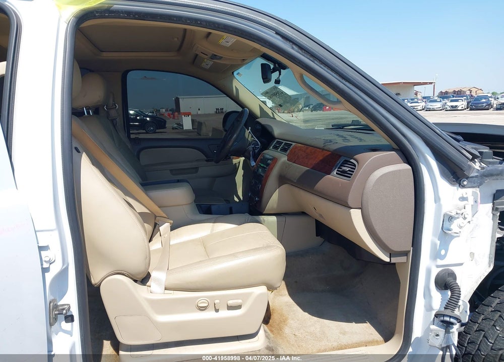 2011 GMC YUKON SLT VIN: 1GKS1CE00BR210794
