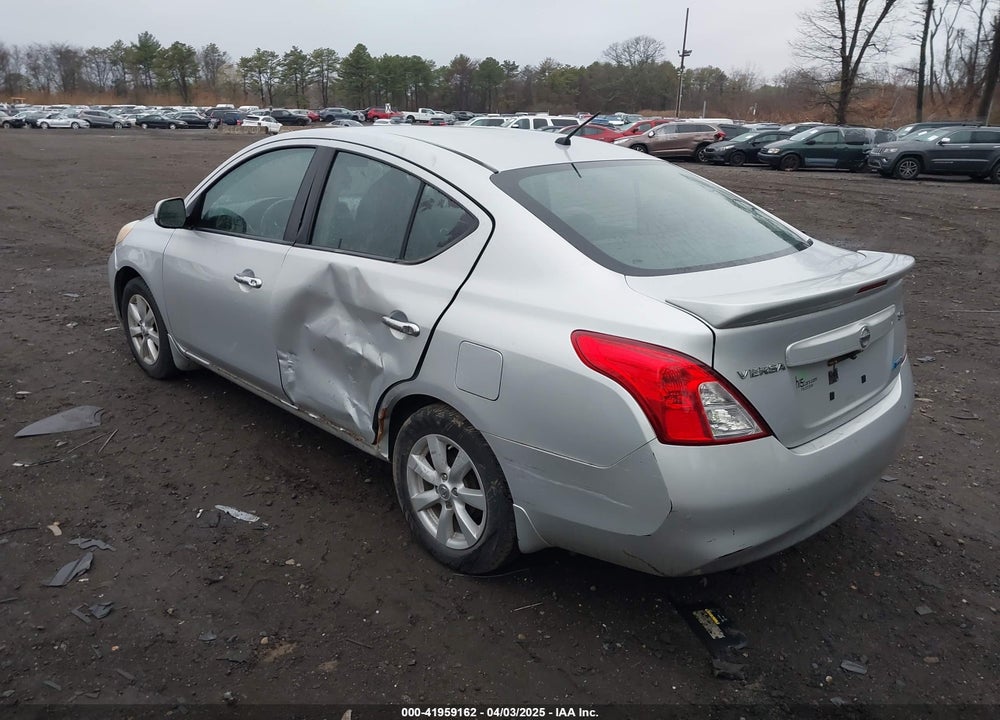 2013 NISSAN VERSA 1.6 SL VIN: 3N1CN7AP9DL838834