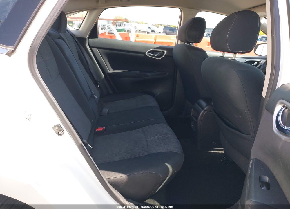 2014 NISSAN SENTRA VIN: 3N1AB7AP9EL646492