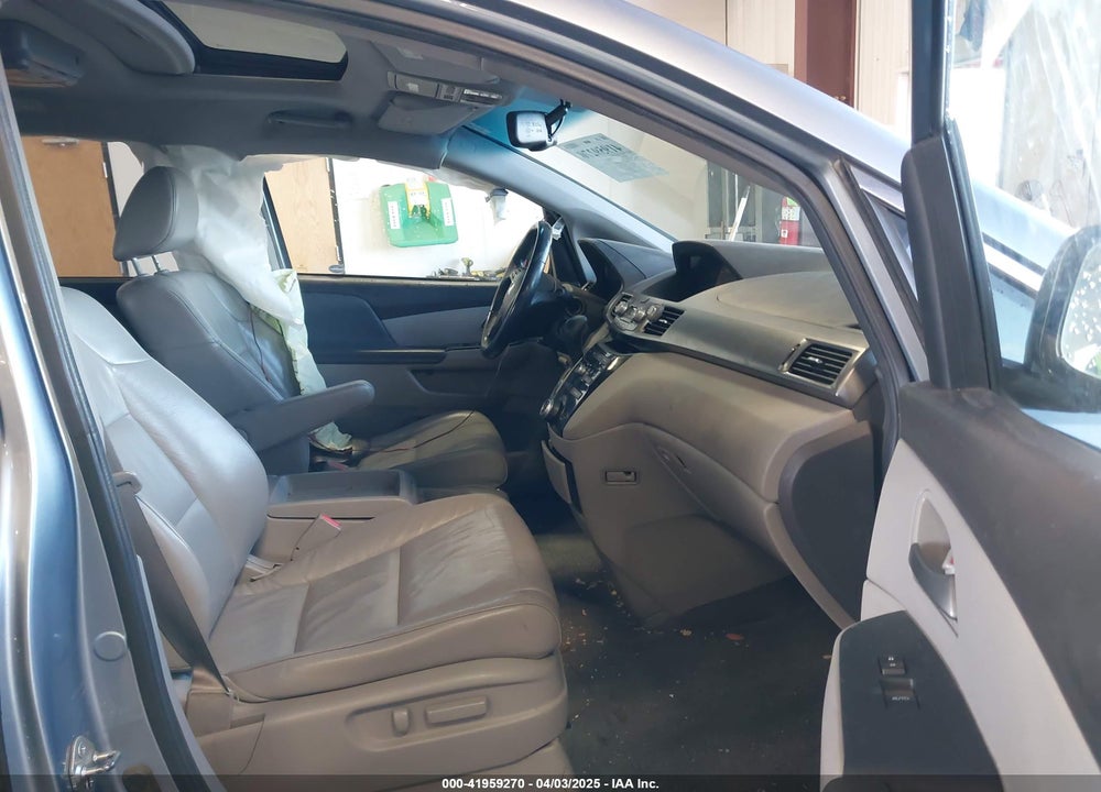 2012 HONDA ODYSSEY EX-L VIN: 5FNRL5H67CB075577