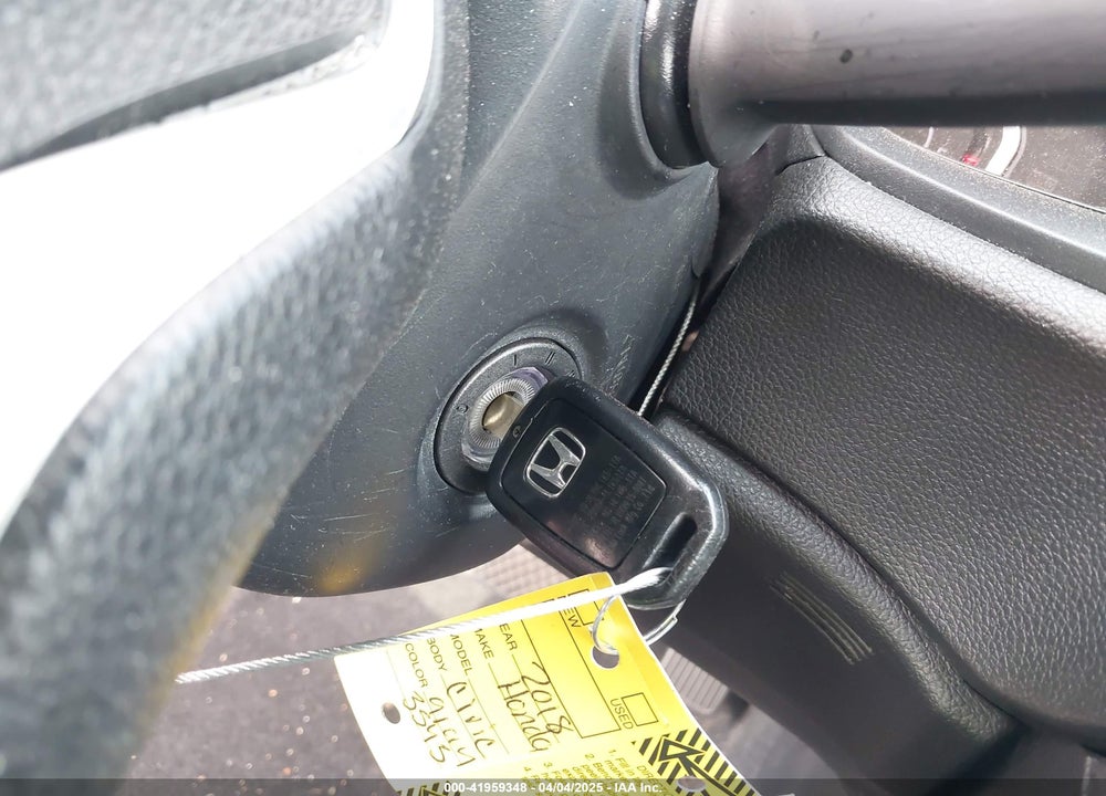 2018 HONDA CIVIC VIN: 2HGFC2F53JH563543