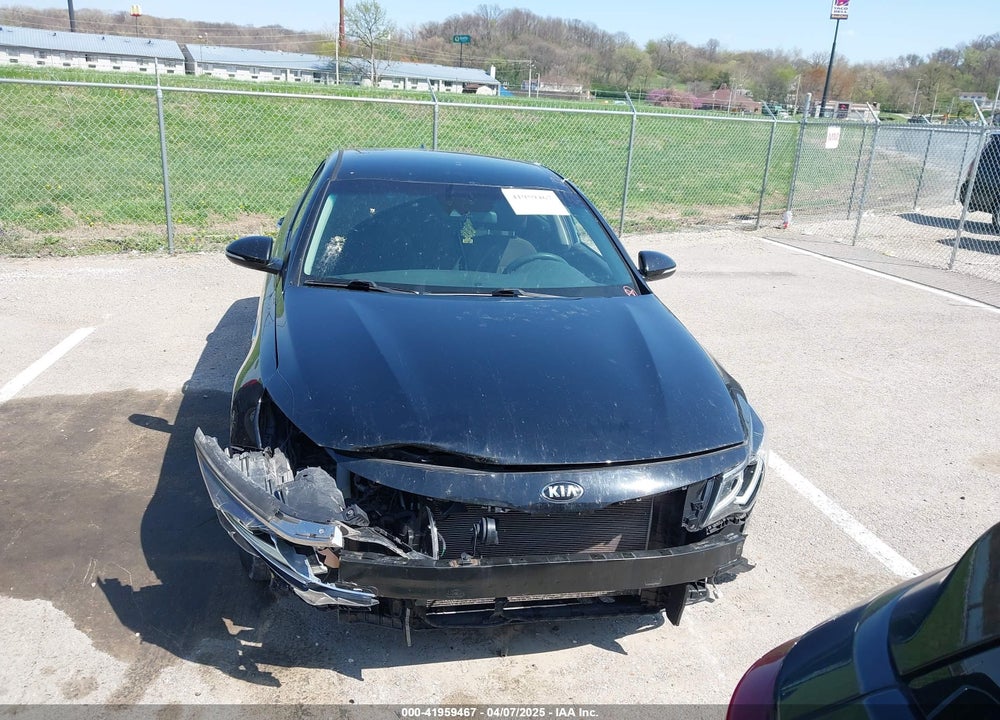 2019 KIA OPTIMA LX VIN: 5XXGT4L35KG339681