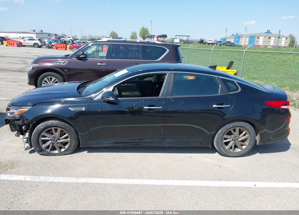 2019 KIA OPTIMA LX VIN: 5XXGT4L35KG339681