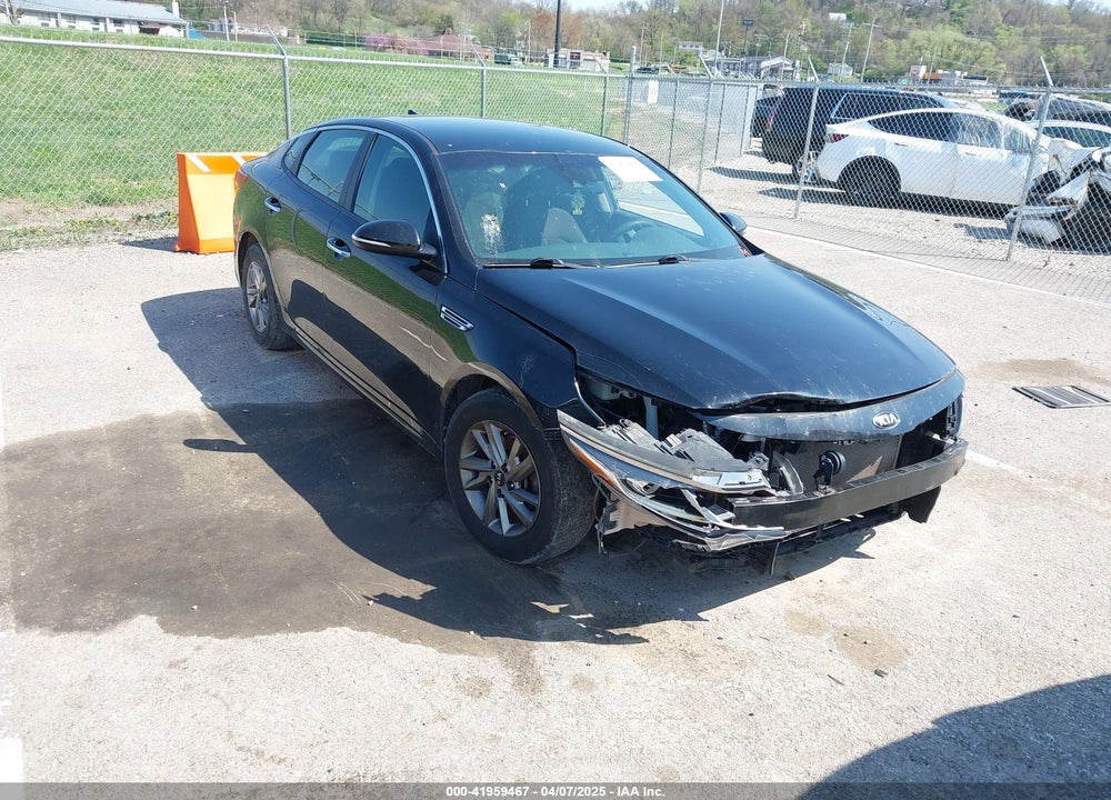 2019 KIA OPTIMA LX VIN: 5XXGT4L35KG339681